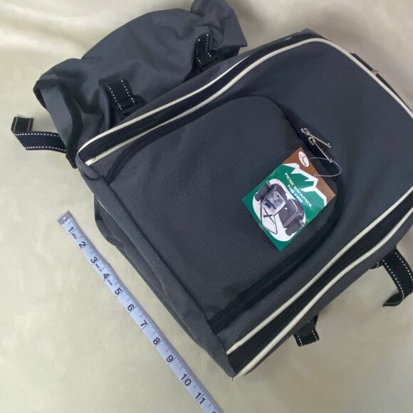 Trail Worthy Picnic Backpack NWT - Picture 8 of 9